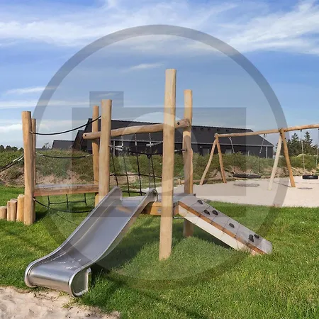 Pet Friendly In With Indoor Swimming Pool Holiday home *