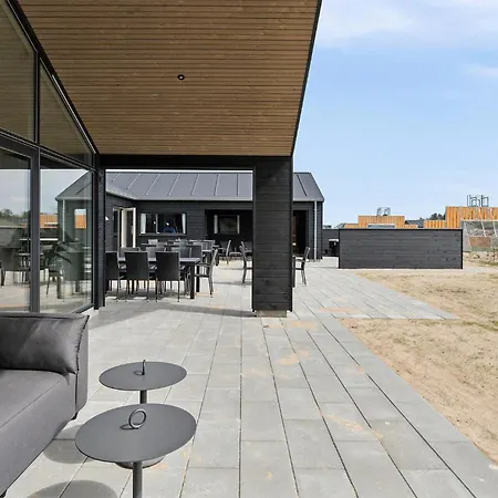Pet Friendly In With Indoor Swimming Pool Holiday home Aalbaek