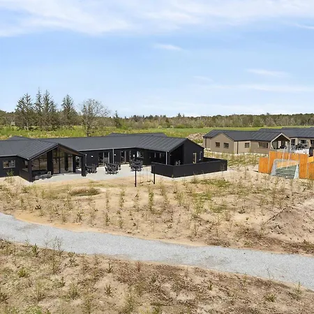 Pet Friendly In With Indoor Swimming Pool Aalbaek